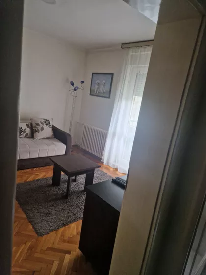 Šumadijska | 4zida.rs