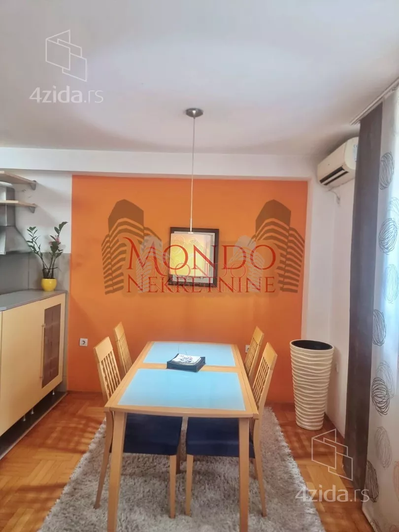 Troiposoban stan | 4zida