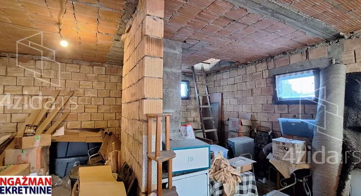 3-etažna kuća | 4zida