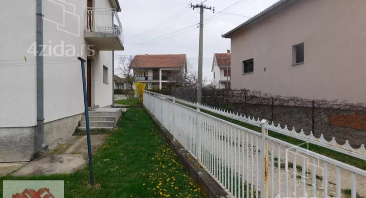 Kuća | 4zida