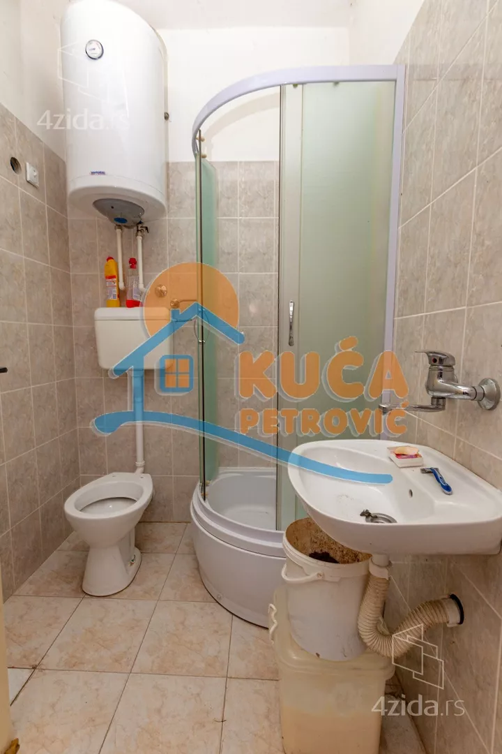 4-etažna kuća | 4zida