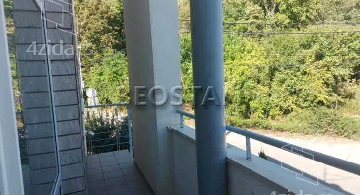 Šestosoban stan | 4zida