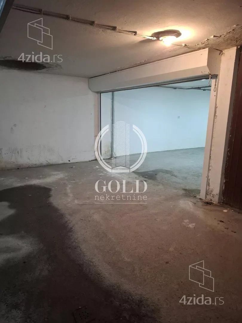 Garaža | 4zida