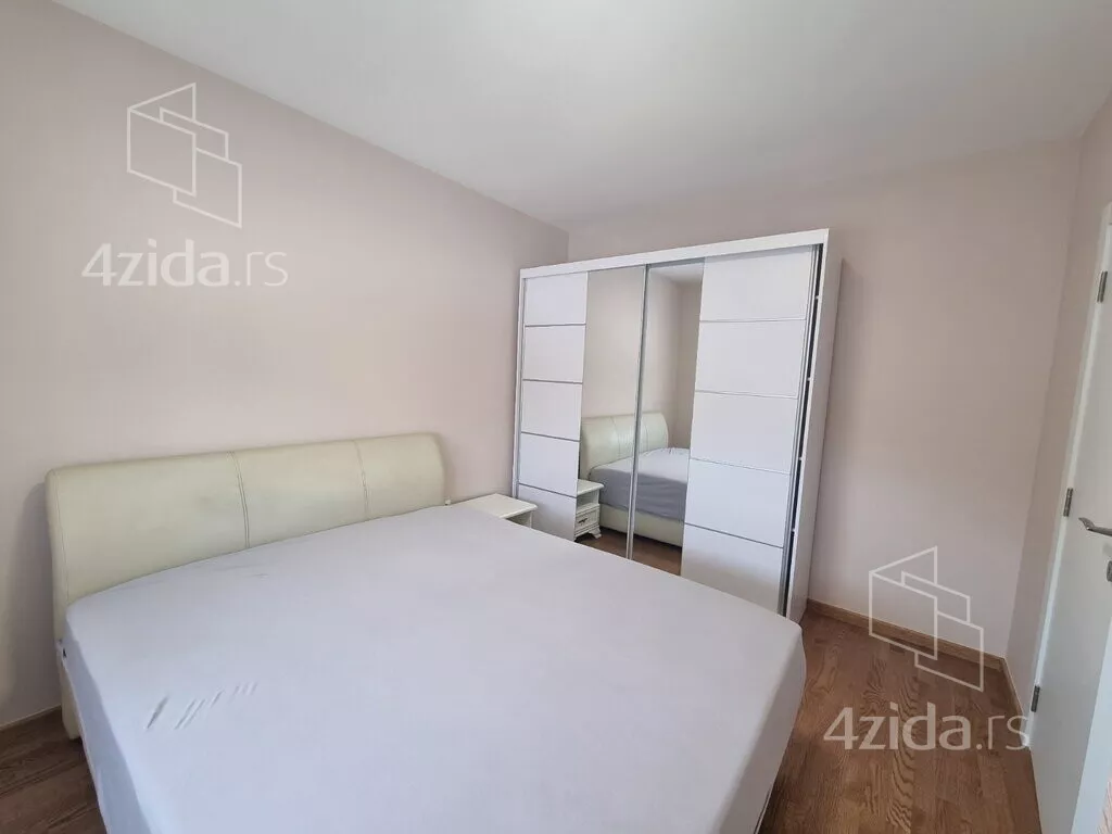 Two-room apartment for rent, Arsenija Čarnojevića, 250€, 48m² — photo