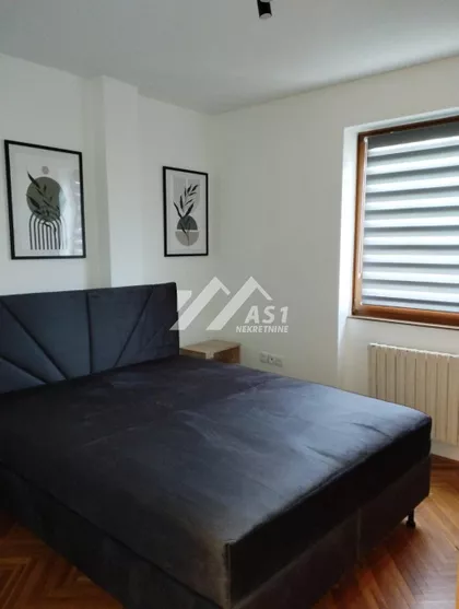 Petra Drapšina | 4zida.rs