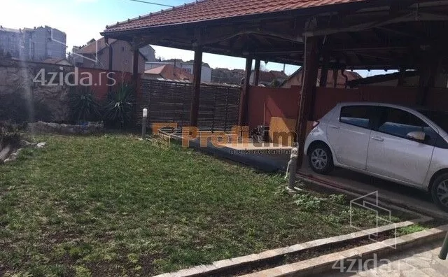 Kuća | 4zida