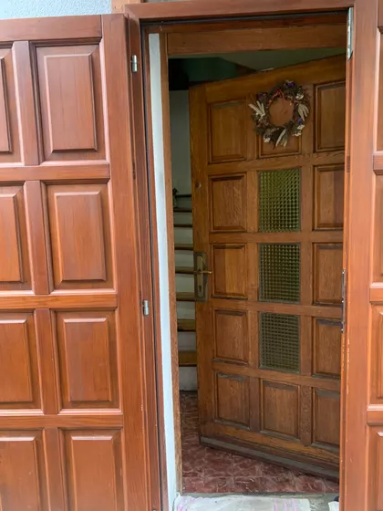 Tina Ujevića | 4zida.rs