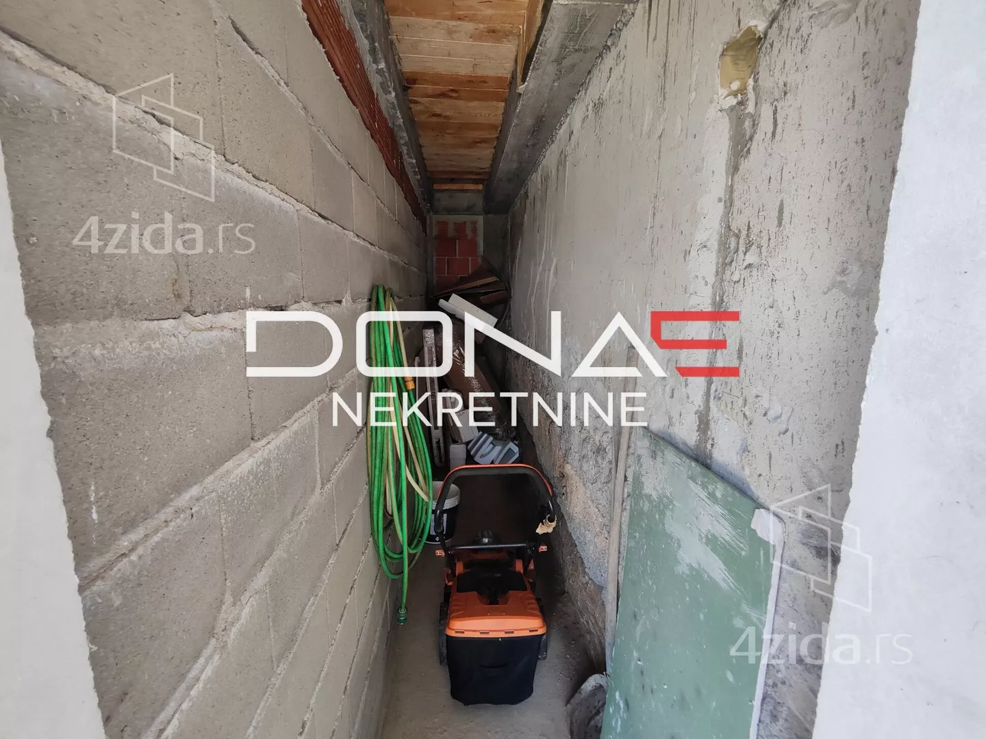 3-etažna kuća | 4zida