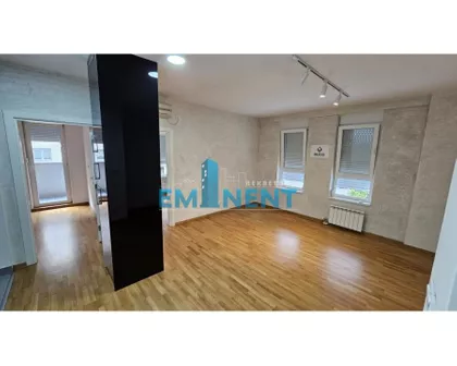 Uroša Martinovića | 4zida.rs