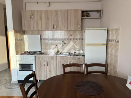Karađorđeva | 4zida.rs