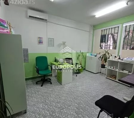 Lokal | 4zida