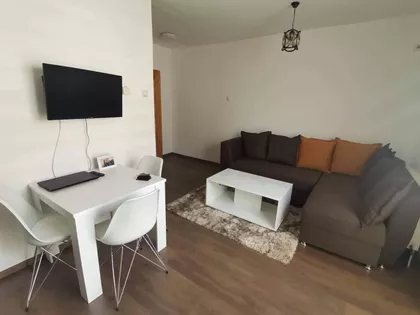 Centar preko Lepenice | 4zida.rs