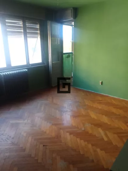 Cara Dušana | 4zida.rs