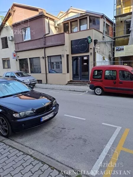Garaža | 4zida