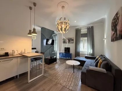 Makedonska | 4zida.rs