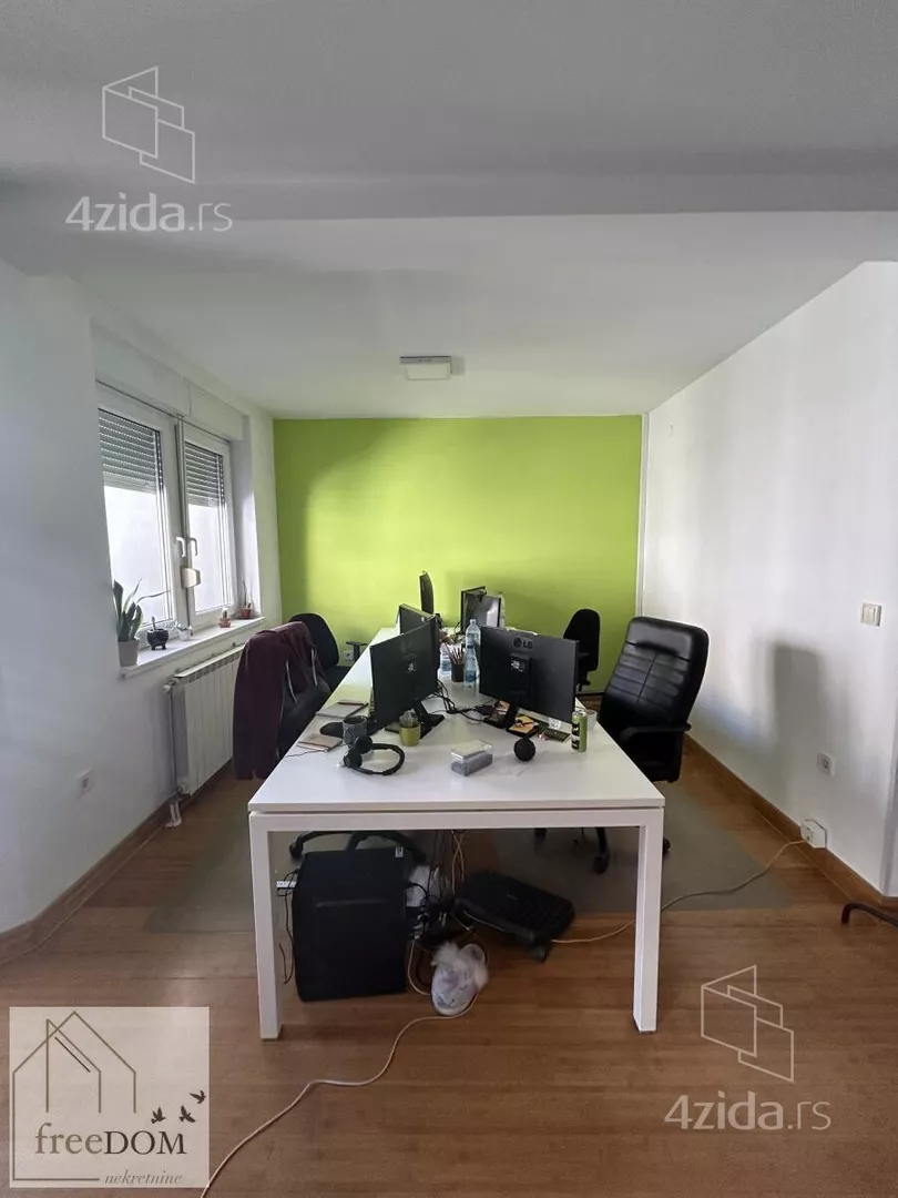 Poslovni prostor | 4zida