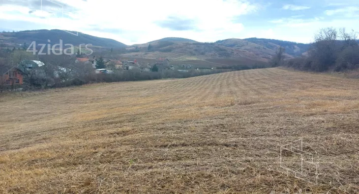 Plac | 4zida