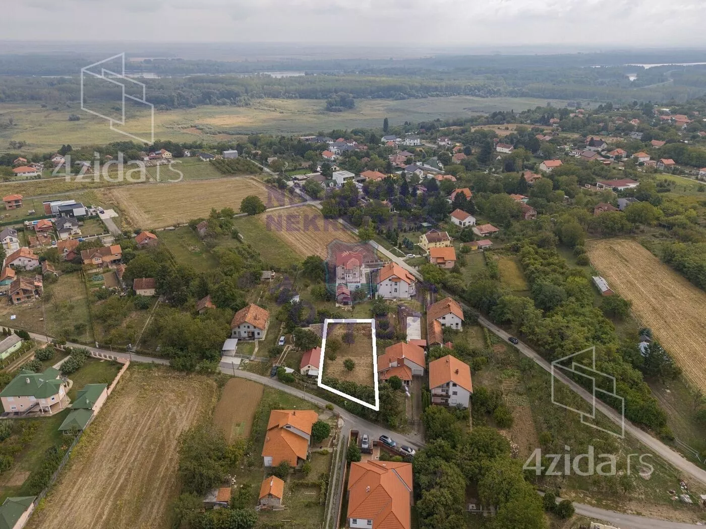 Građevinsko zemljište | 4zida