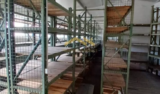 Poslovna zgrada | 4zida