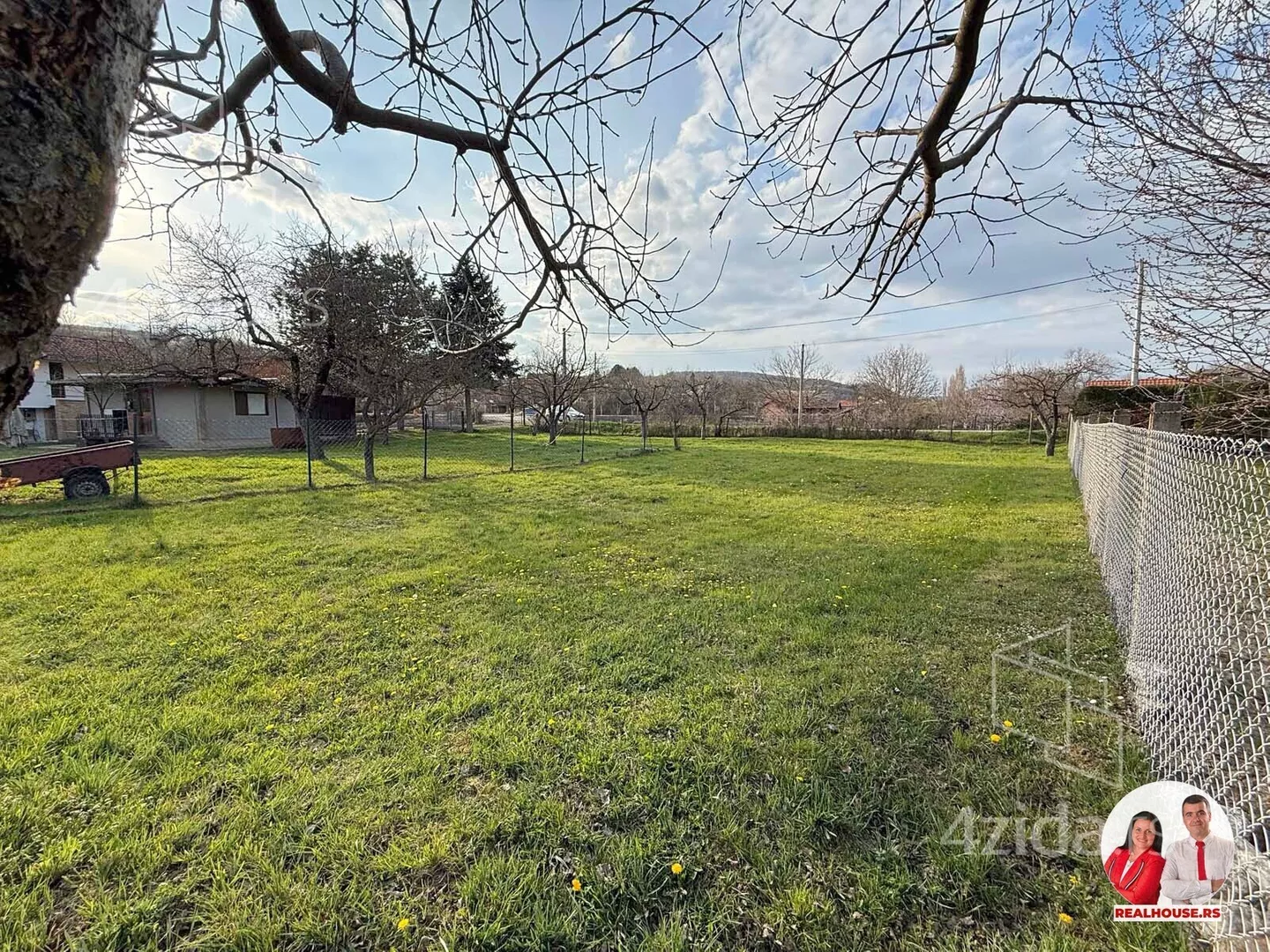 Građevinsko zemljište | 4zida