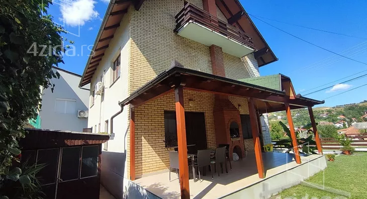Kuća | 4zida