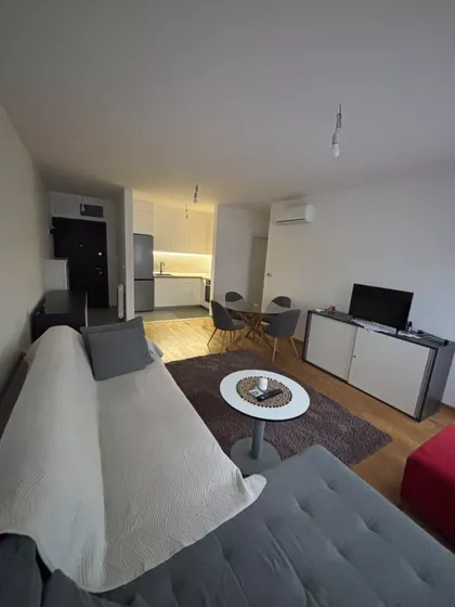 Farmaceutski fakultet | 4zida.rs