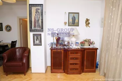 Cara Dušana | 4zida.rs