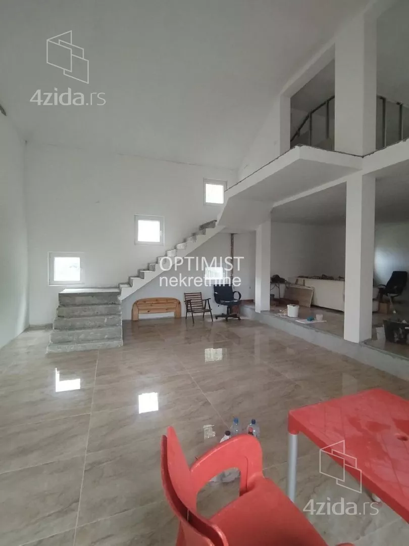 3-etažna kuća | 4zida