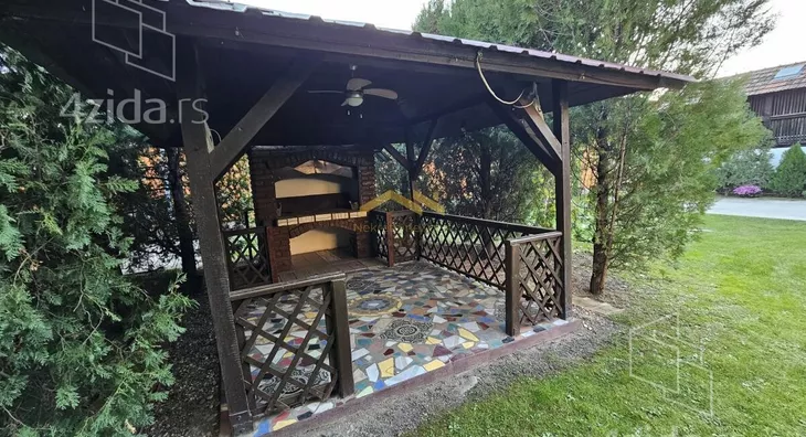 Kuća | 4zida
