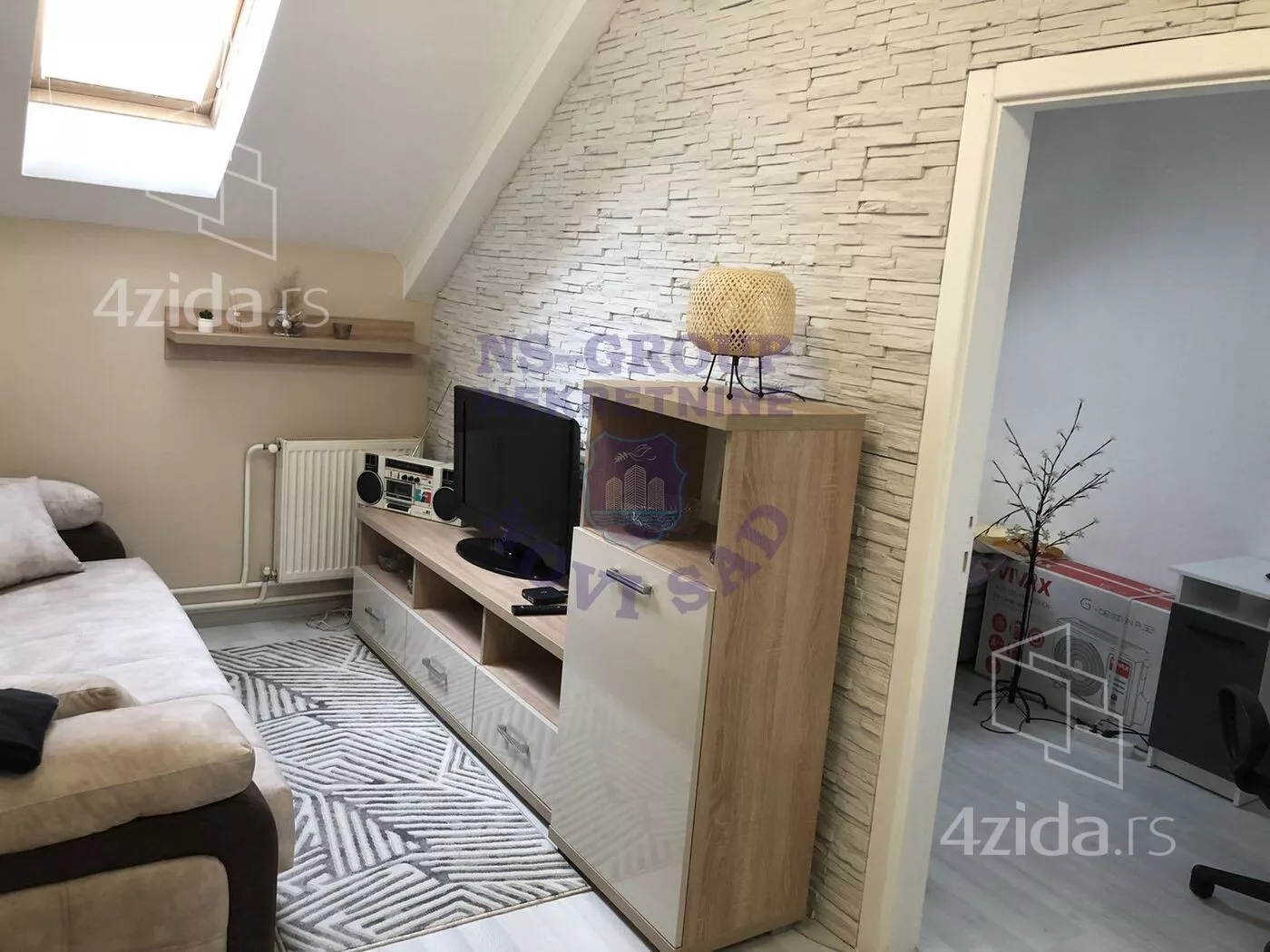 Jednoiposoban stan | 4zida