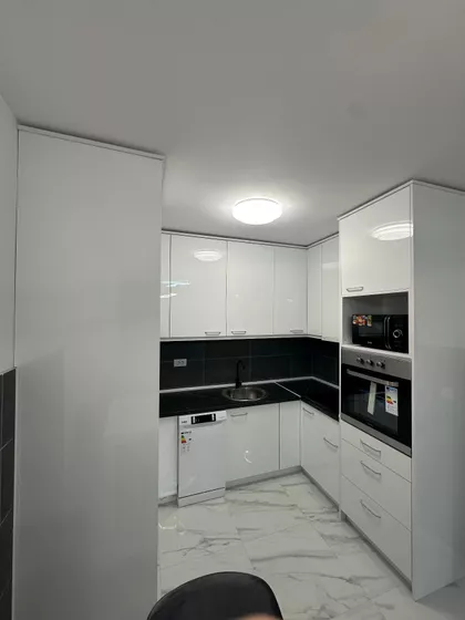 Obilićeva 102 | 4zida.rs