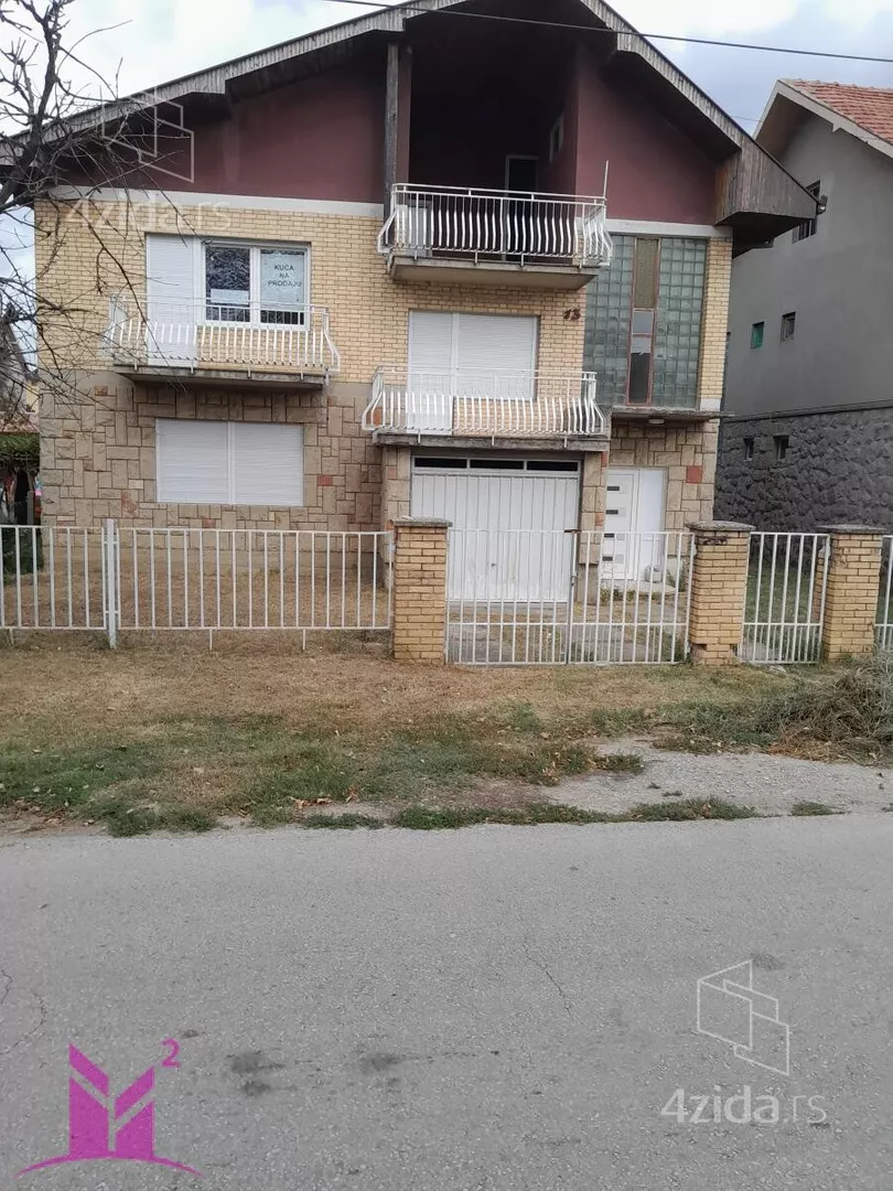 Kuća | 4zida