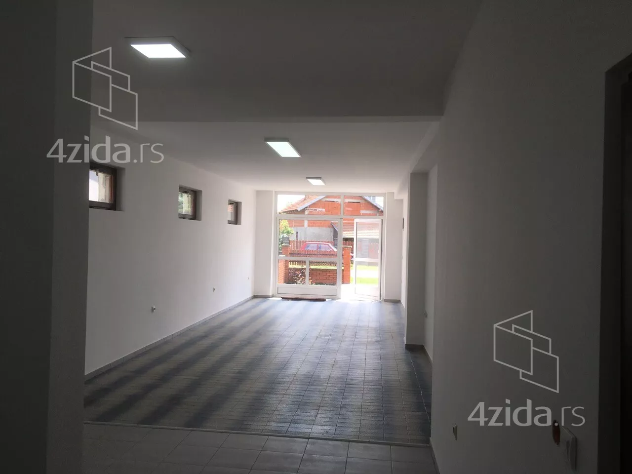 Poslovni prostor | 4zida