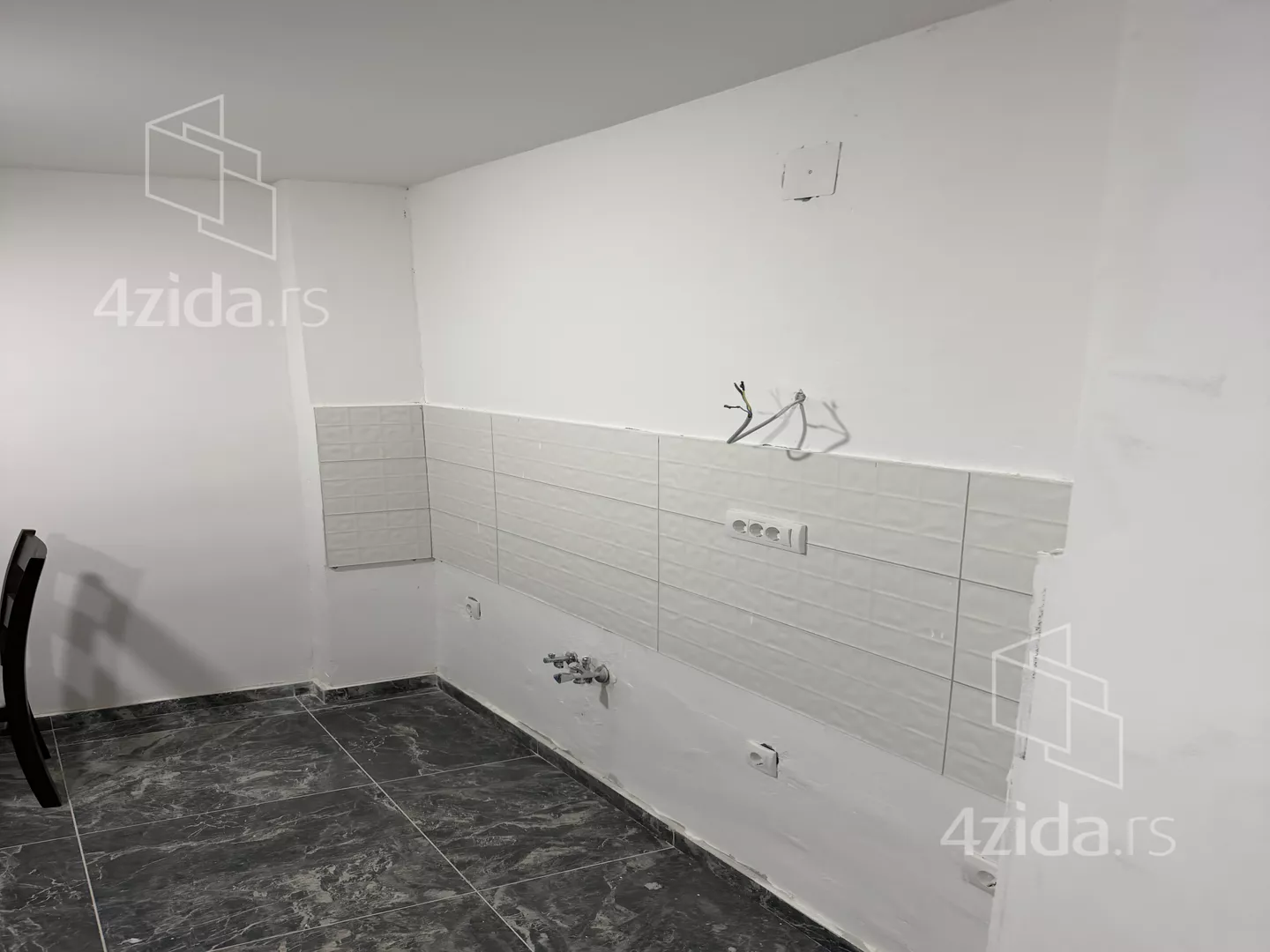 Garsonjera | 4zida
