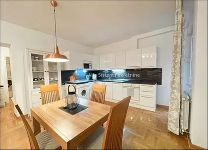 Hram Svetog Save | 4zida.rs