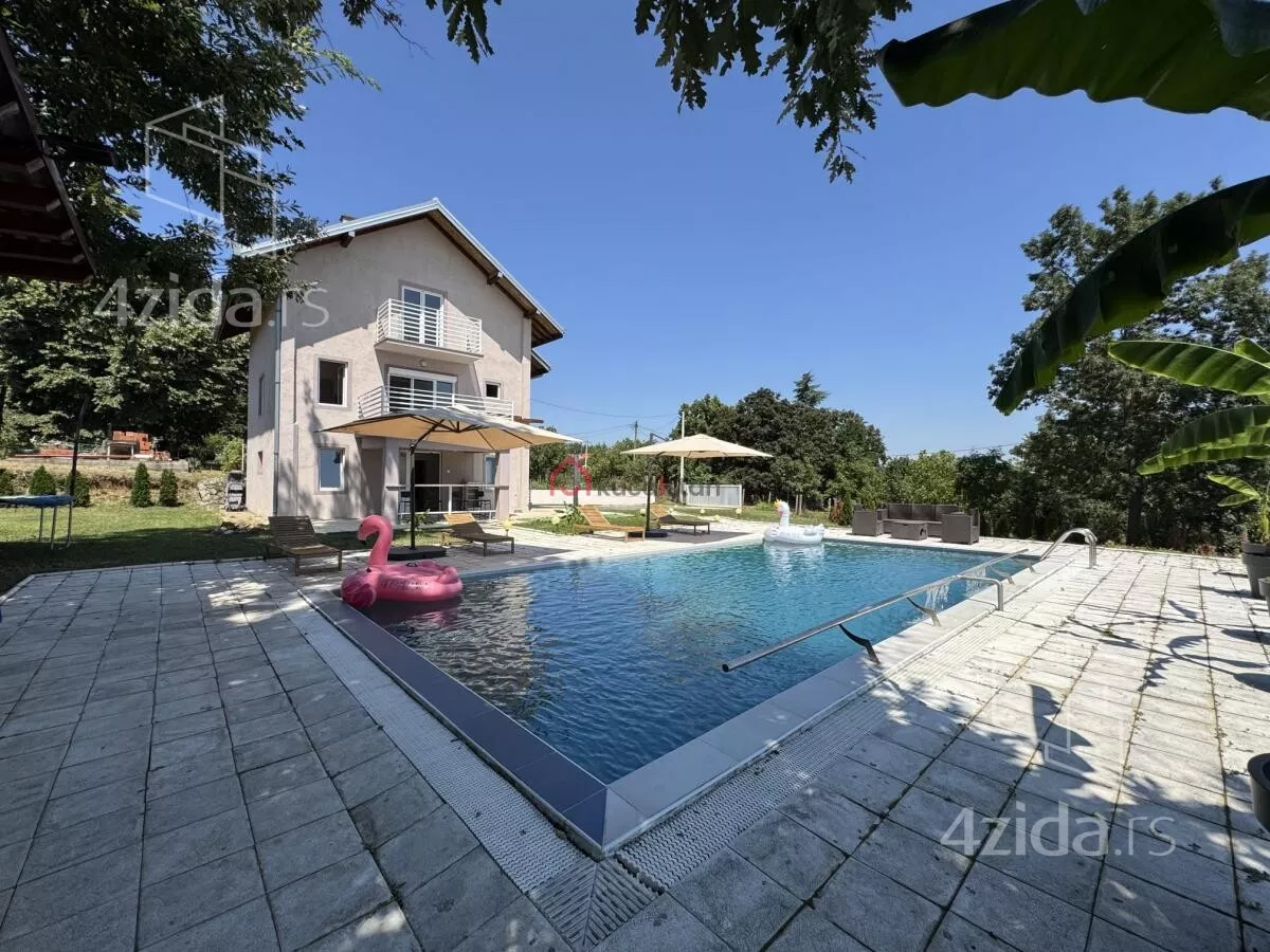 Kuća | 4zida