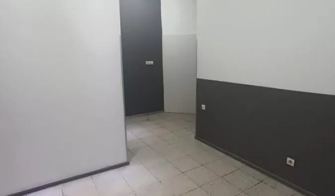 Lokal | 4zida