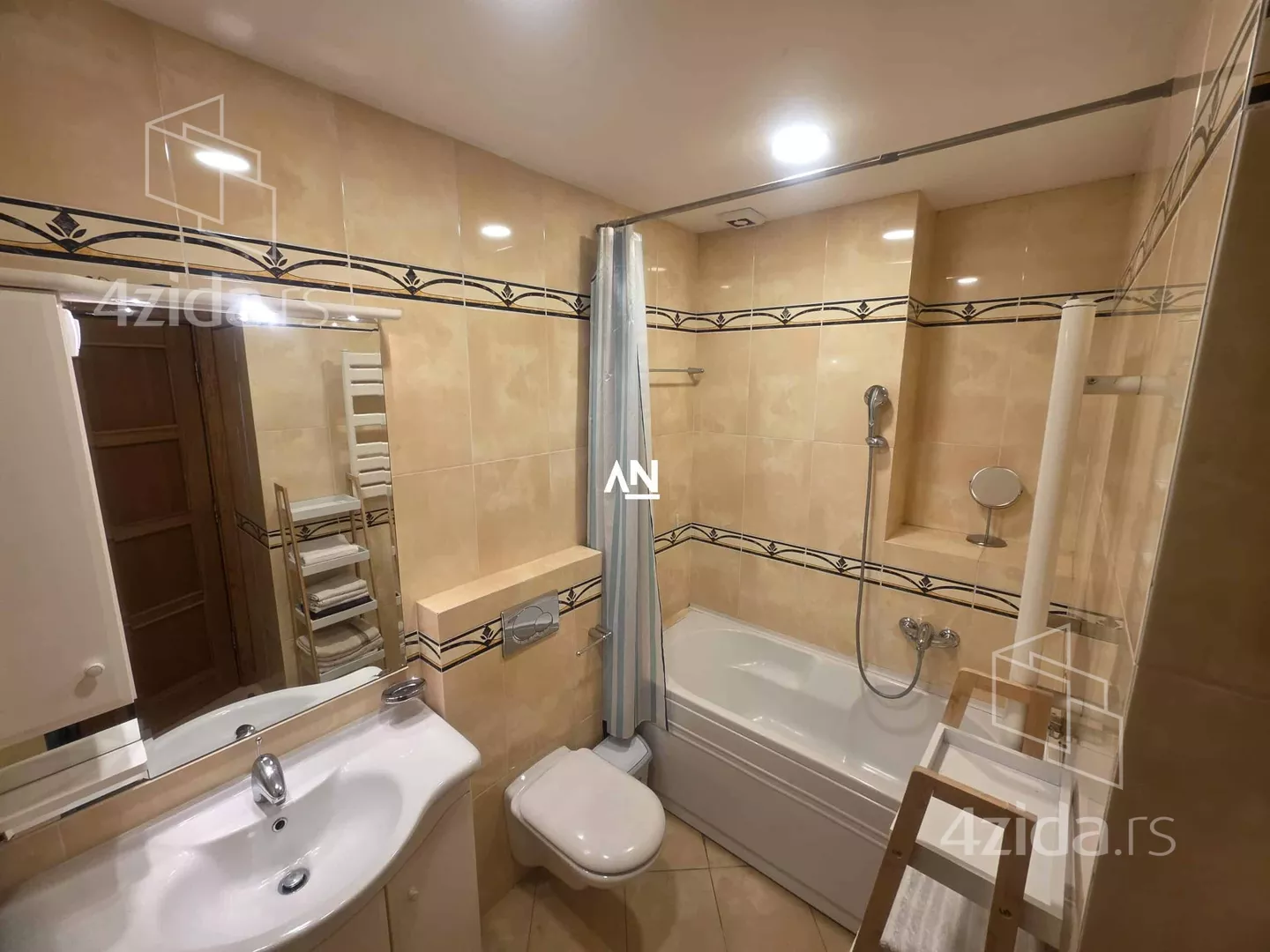 Dvoiposoban stan | 4zida