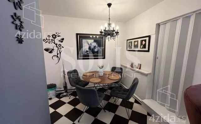 Troiposoban stan | 4zida