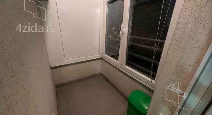 Šestosoban stan | 4zida