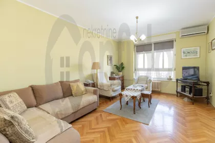 Knez Danilova | 4zida.rs