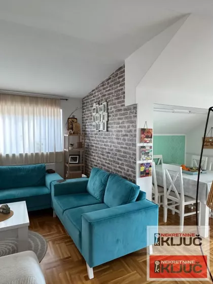 Lipov Gaj | 4zida.rs