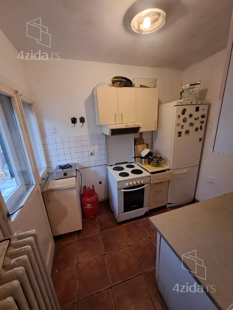 4-etažna kuća | 4zida