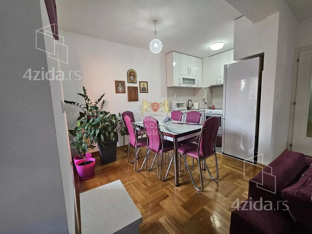 Dvoiposoban stan | 4zida