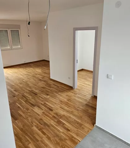 Nine Kirsanove | 4zida.rs