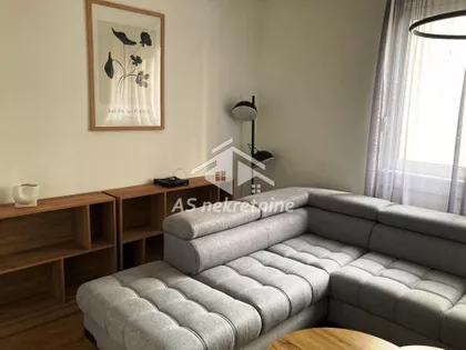 Hram Svetog Save | 4zida.rs