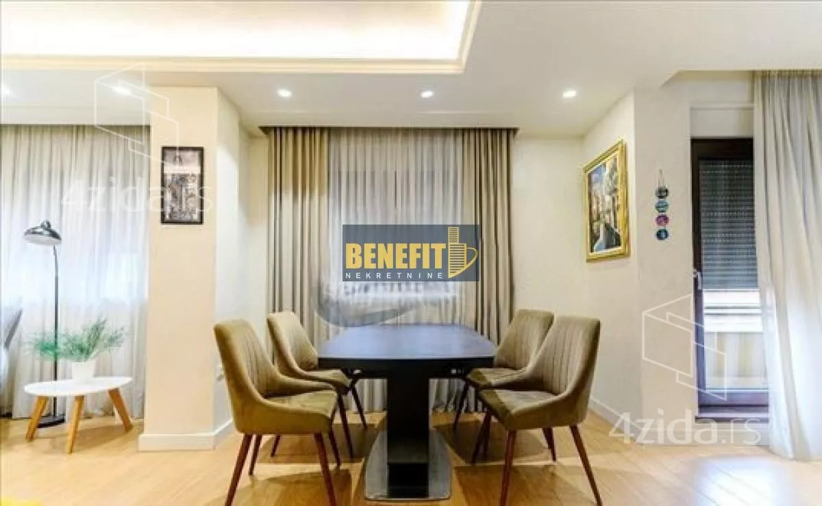 Četvorosoban stan | 4zida