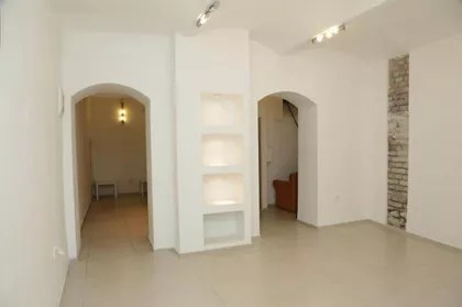 Cara Uroša | 4zida.rs