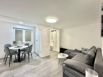 Nemanjina | 4zida.rs