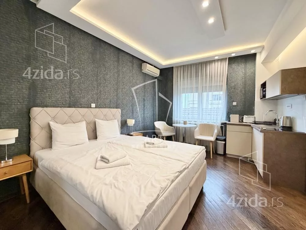 Petosoban stan | 4zida